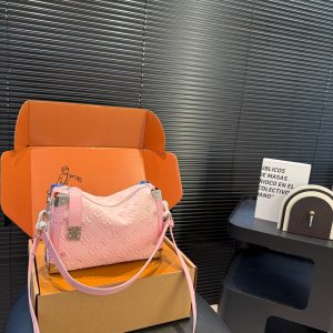 Louis Vuitton Fashion Bag