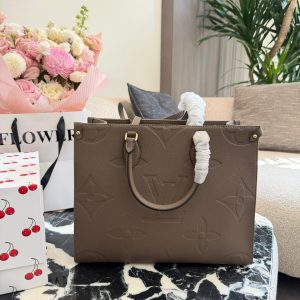 Louis Vuitton Fashion Bag