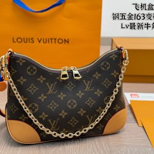 Louis Vuitton Fashion Bag