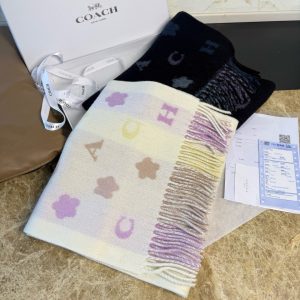 COACH Fashion Scarf