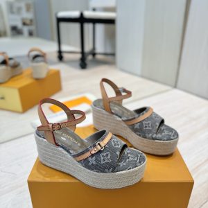 Louis Vuitton Fashion Sandals