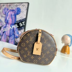 Louis Vuitton Fashion Bag