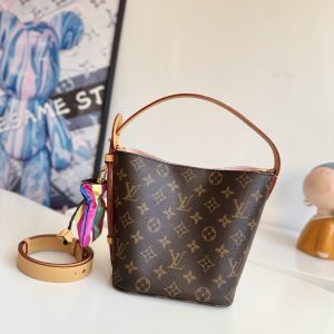 Louis Vuitton Fashion Bag