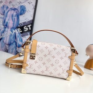Louis Vuitton Fashion Bag